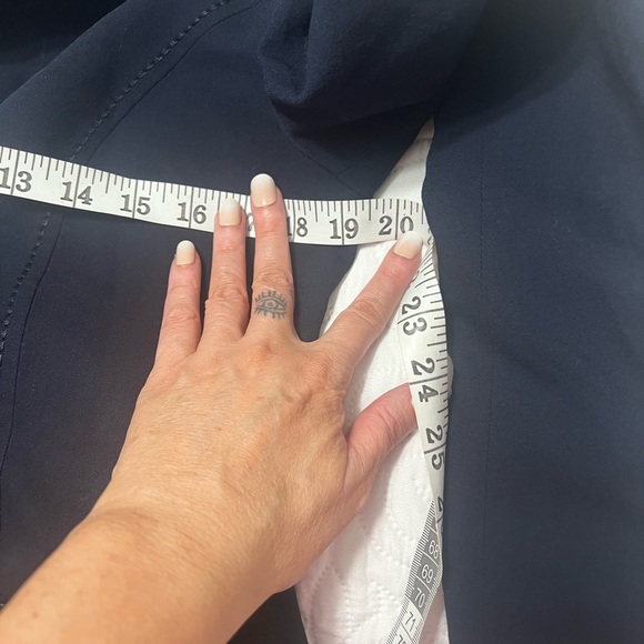 Escada Size EU 38 / US 8 Wool blazer Navy Blue Brown Buttons jacket - Picture 10 of 11